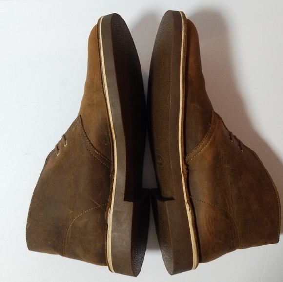 Clarks Men\'s Bushacre Leather Chukka Boots Size 11M